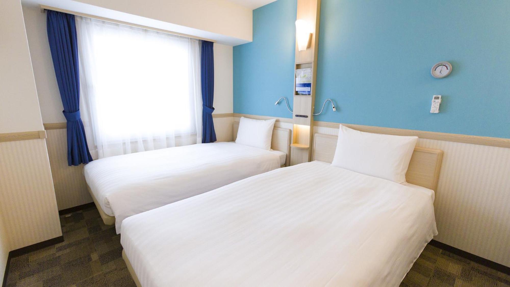 Toyoko Inn Ebina Eki Higashi Guchi Номер фото